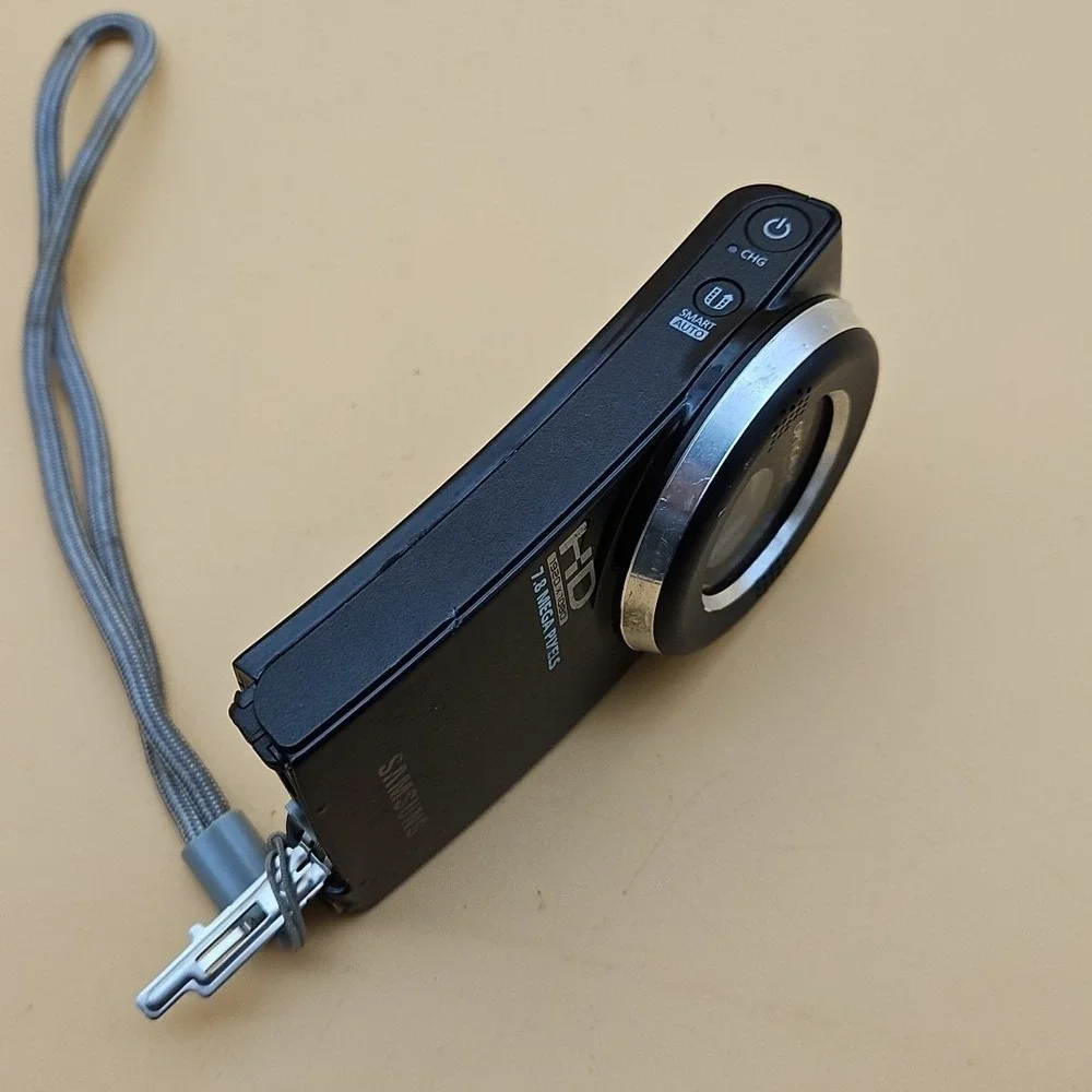 Samsung Pocket HD Digital Camcorder Camera HMX-U20 Black UNTESTED AS IS FOR PART